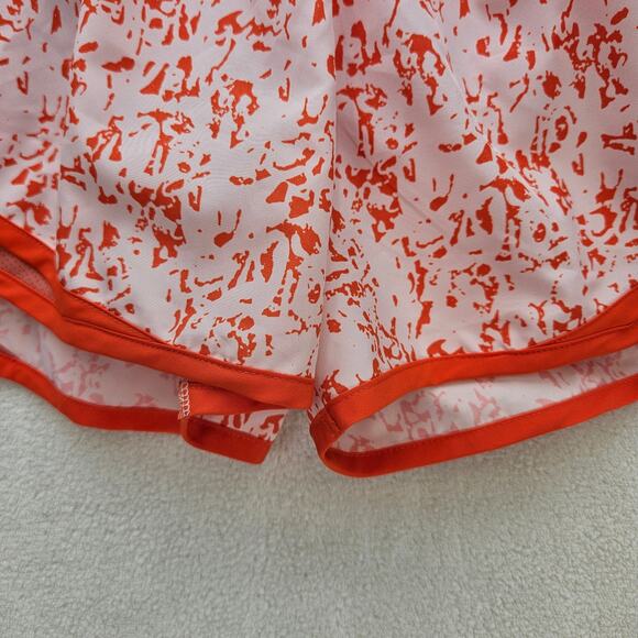 NIKE WOMEN'S LARGE DRI FIT RUNNING ACTIVE SHORTS DM7741-610 ORANGE WHITE - Picture 4 of 9